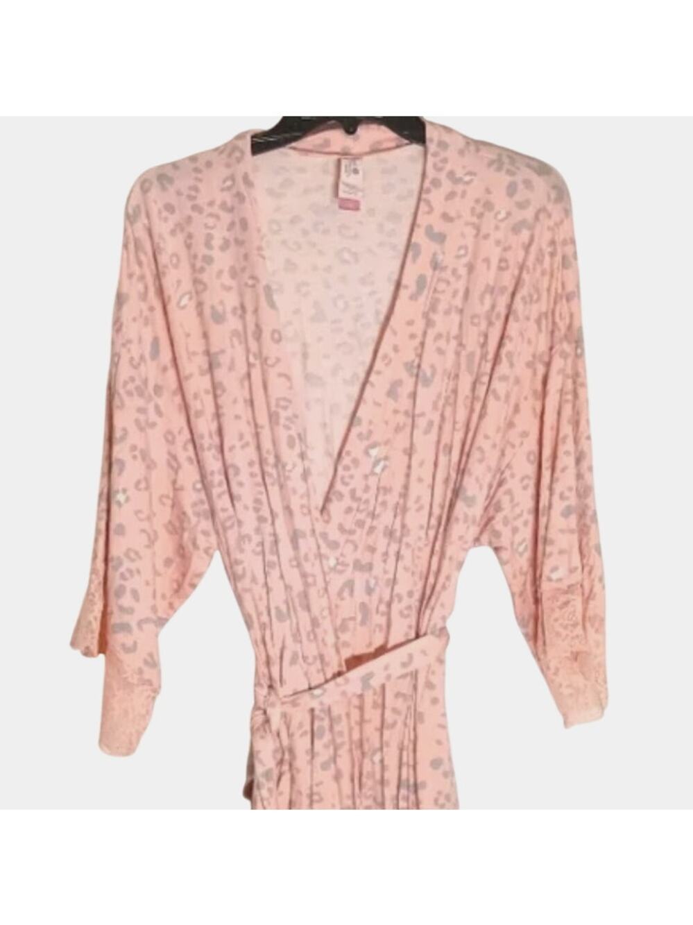 NWOT Secret Treasures Women's Maternity Robe Pink Leopard (S-M)